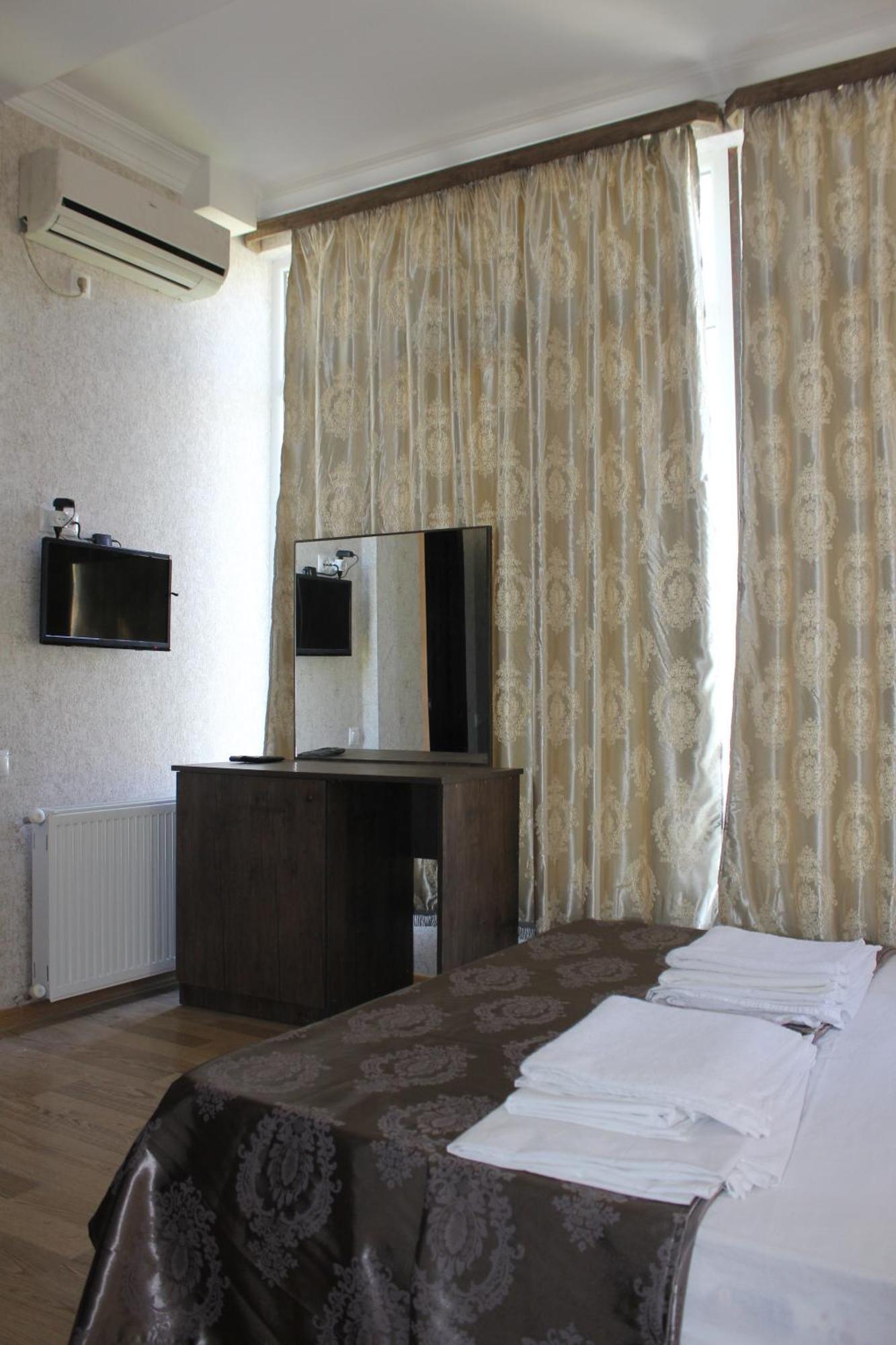Hotel Mimino Tbilisi Ruang foto
